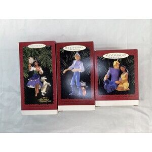 Lot Of 3 Vtg HALLMARK KEEPSAKE ORNAMENT CAPTAIN JOHN‎ SMITH Pocahontas Esmeralda